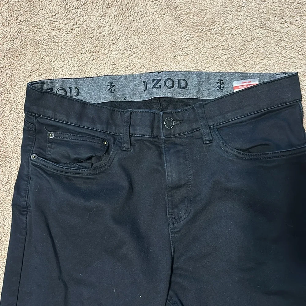 34 x 30 men’s IZOD pants. - Picture 2 of 4